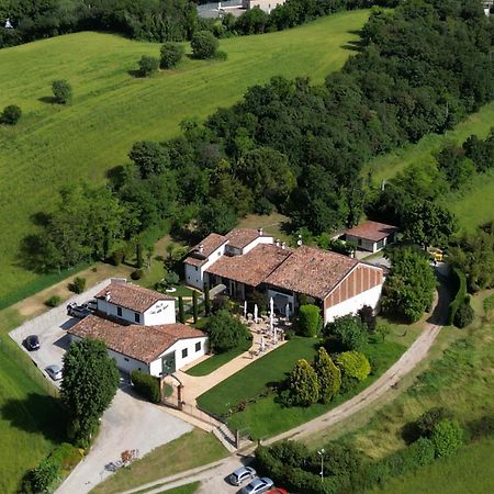 B&B Corte Delle Rose 卡斯蒂廖内德莱斯蒂维耶雷 外观 照片