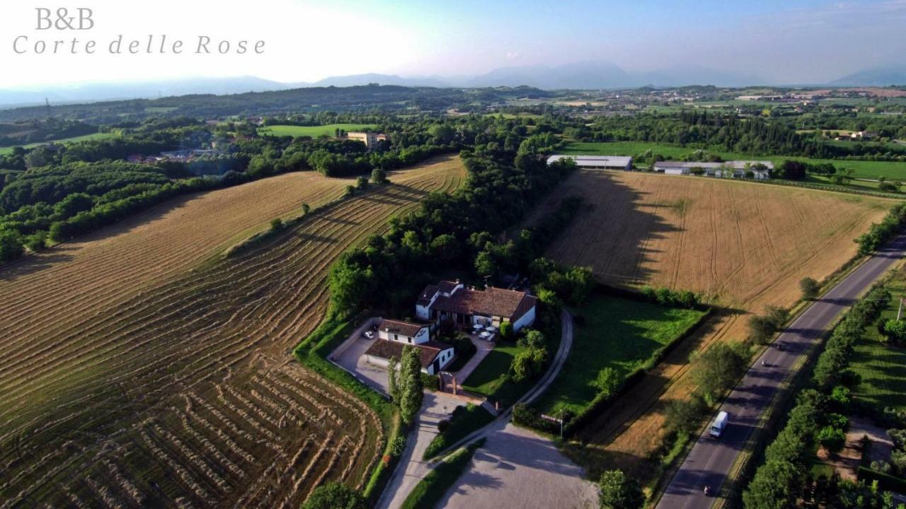 B&B Corte Delle Rose 卡斯蒂廖内德莱斯蒂维耶雷 外观 照片