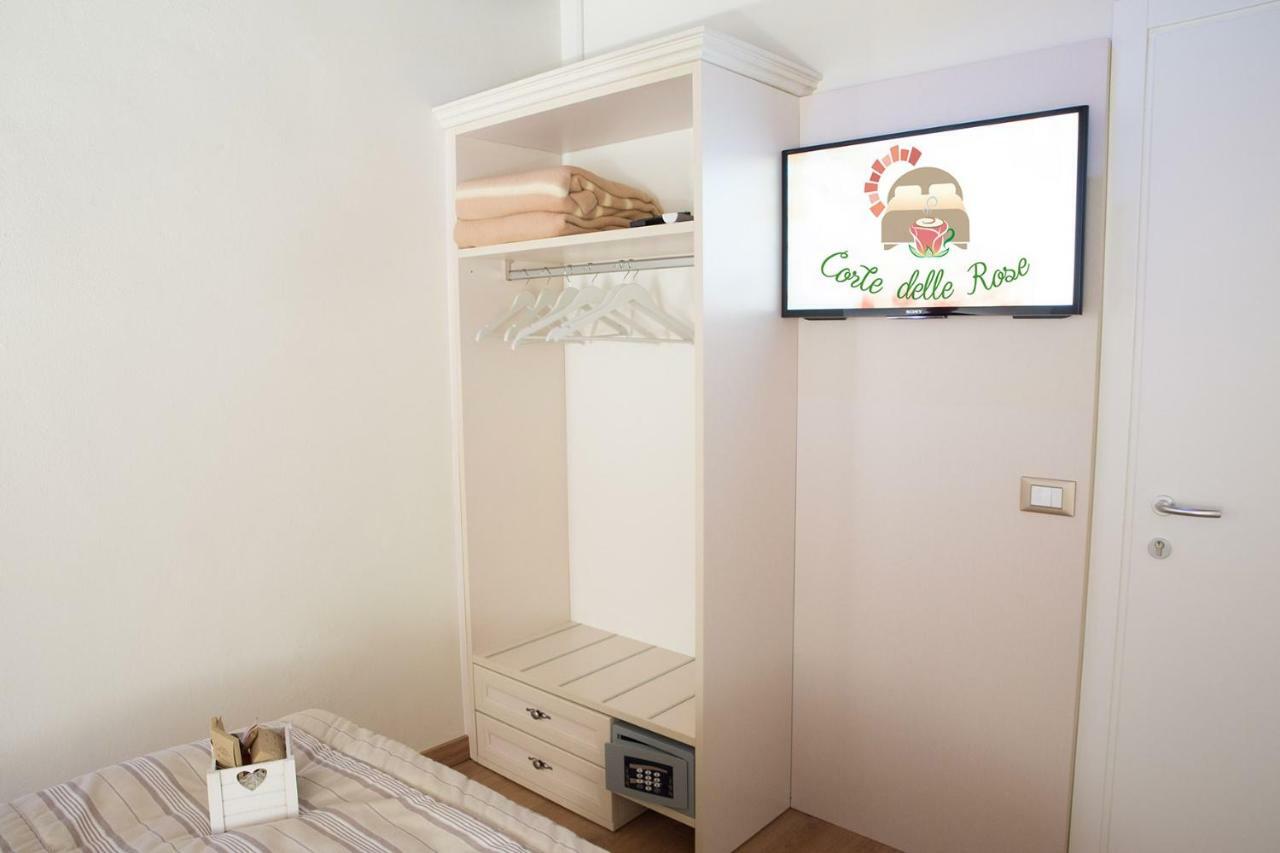B&B Corte Delle Rose 卡斯蒂廖内德莱斯蒂维耶雷 外观 照片