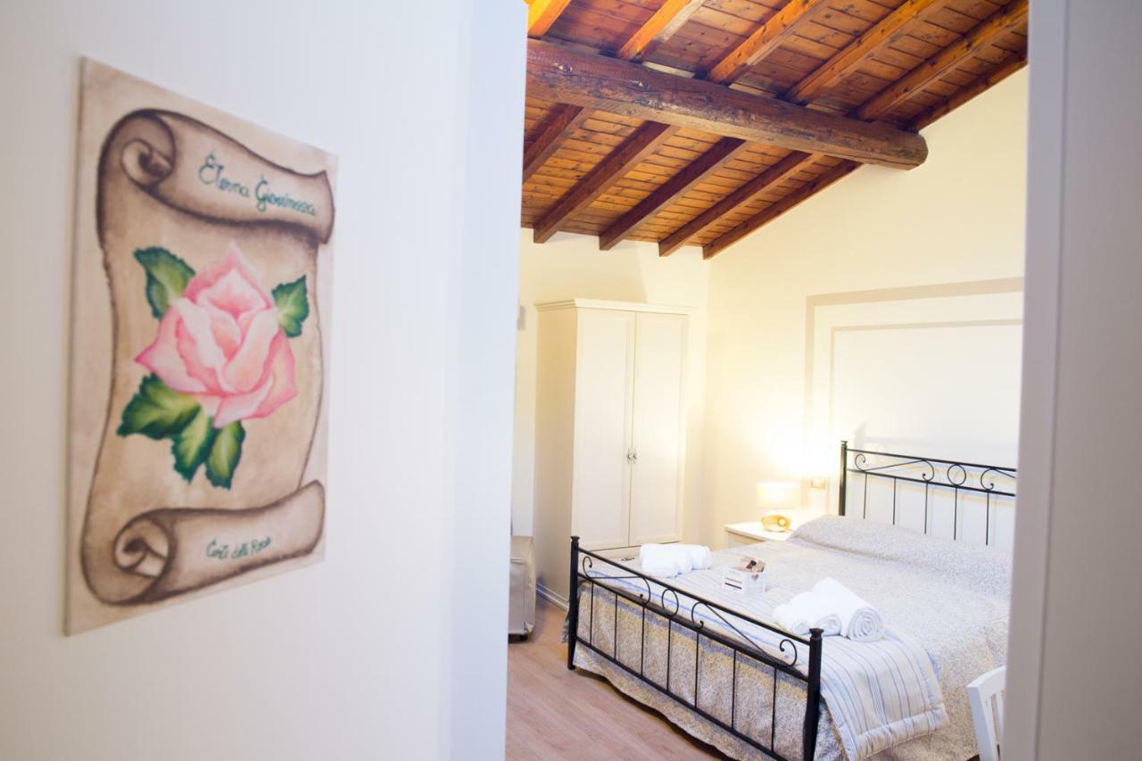 B&B Corte Delle Rose 卡斯蒂廖内德莱斯蒂维耶雷 外观 照片